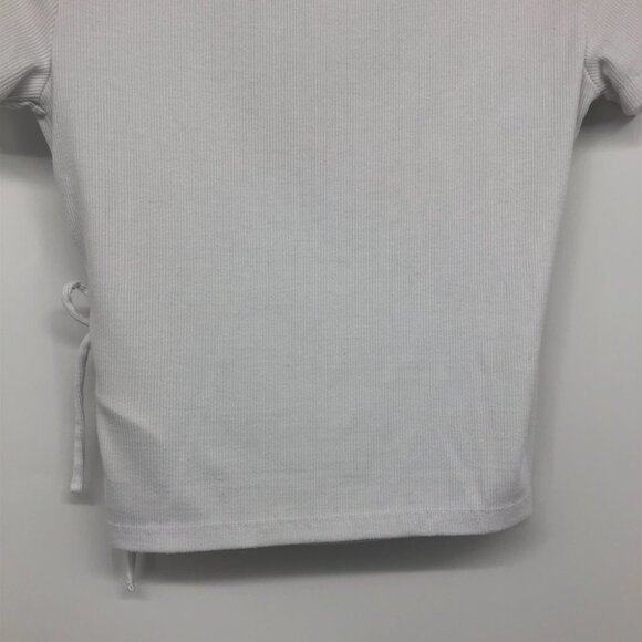Guess White ribbed surplice V-neck crop top side tie size Medium - Picture 14 of 16